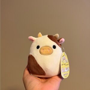 Squishmallow Ronnie 🐮